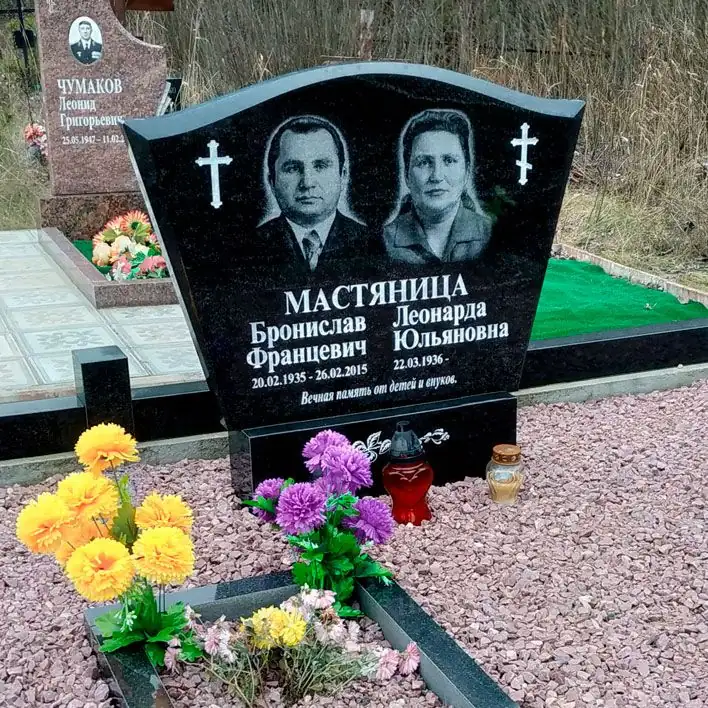 Памятник из гранита горизонтальный «Арка» - фото 1