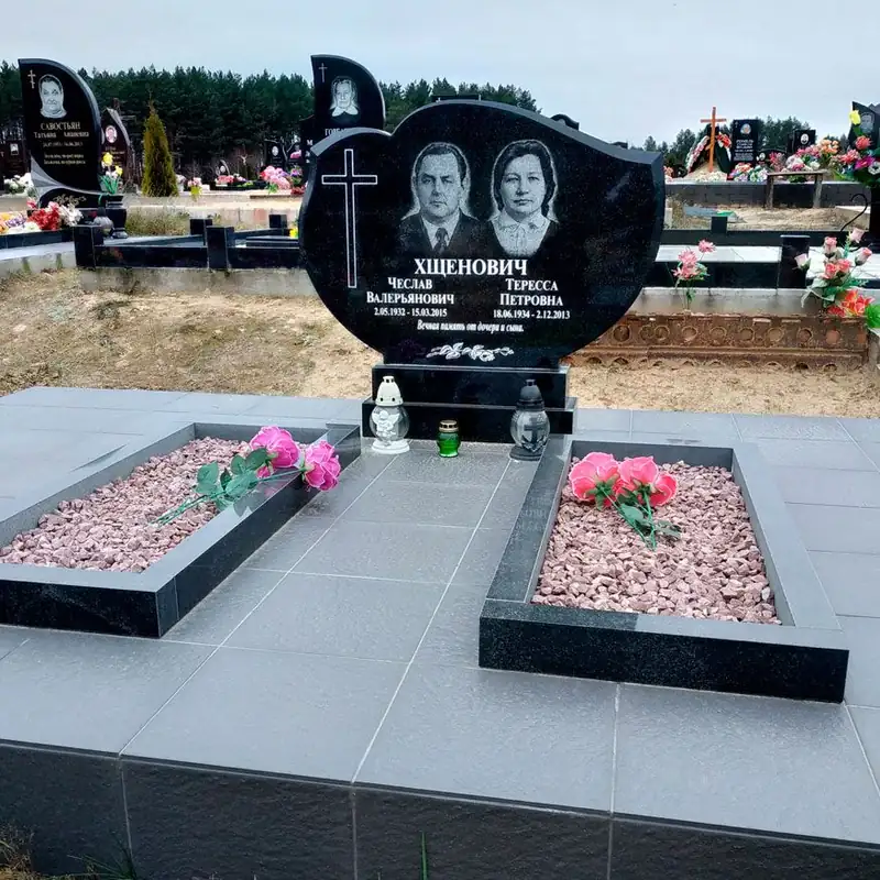 Двойной памятник из гранита «Роза» - фото 2