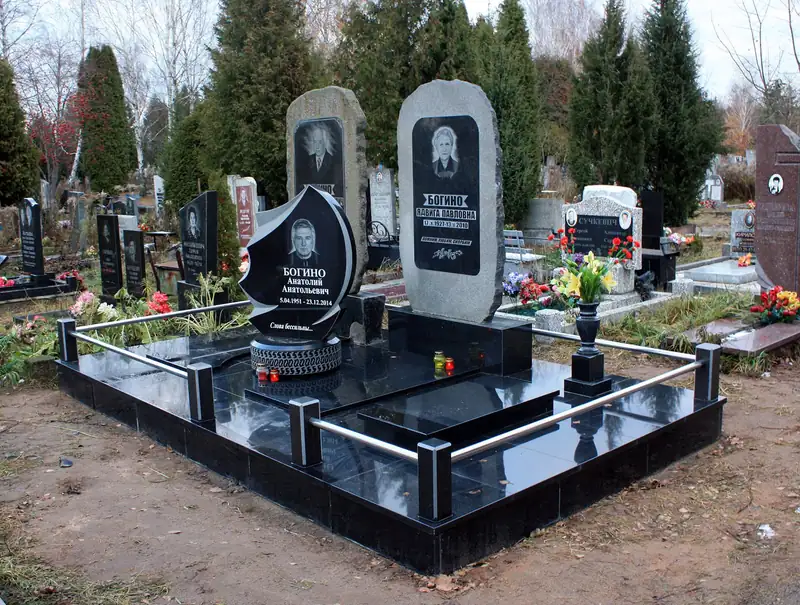 Эксклюзіўны помнік у стылі «Готыка» - фота 2