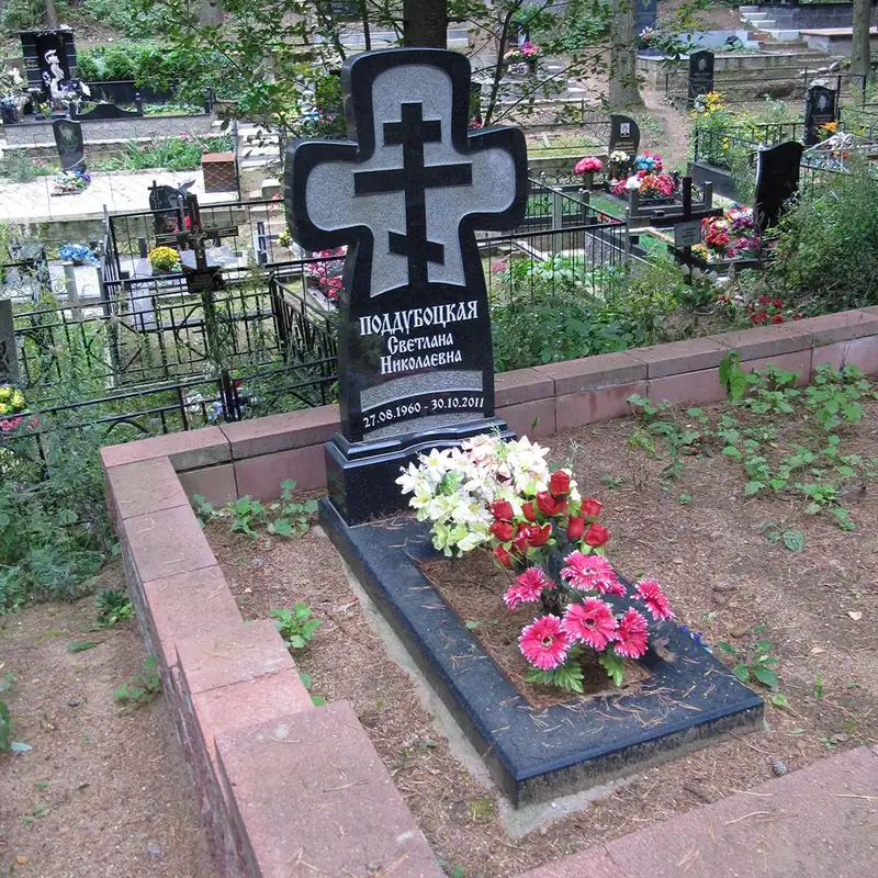 Эксклюзіўны гранітны крыж - фота 2