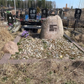 #valun #памятники #памятникиизгранита #памятникинамогилу #gravestone #graveyard #monumento