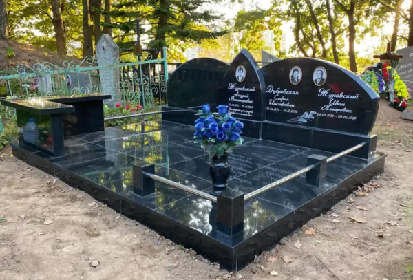 Мемарыяльны комплекс - праца ПостКамень