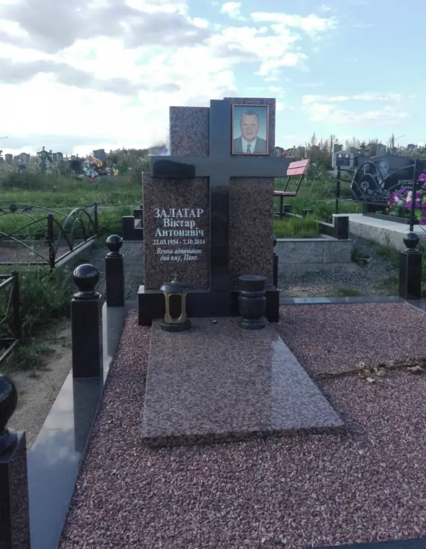 Эксклюзіўны помнік - праца ПостКамень